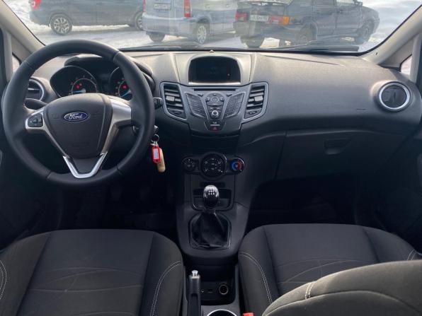 Ford Fiesta Mk6 Рестайлинг с пробегом 2016 года, цена 620 000 рублей, 176791 км, седан, Автокод Объявления