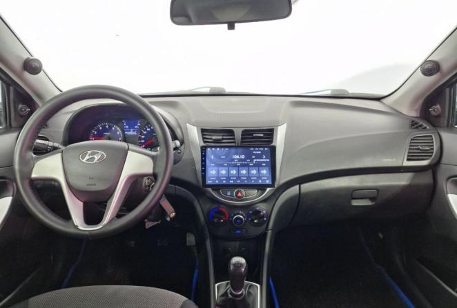 Hyundai Solaris I с пробегом 2013 года, цена 630 000 рублей, 209014 км, седан, Автокод Объявления