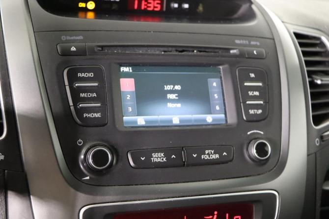 Kia Sorento II Рестайлинг с пробегом 2018 года, цена 2 279 990 рублей, 141711 км, внедорожник, Автокод Объявления