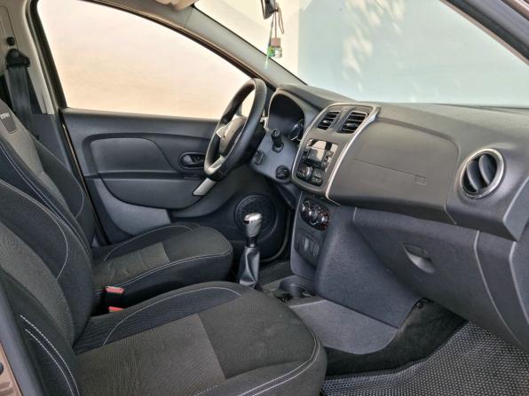 Renault Logan II Рестайлинг с пробегом 2021 года, цена 1 440 000 рублей, 33104 км, седан, Автокод Объявления
