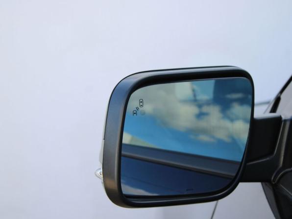 Ford Explorer V с пробегом 2012 года, цена 1 239 000 рублей, 275717 км, внедорожник, Автокод Объявления
