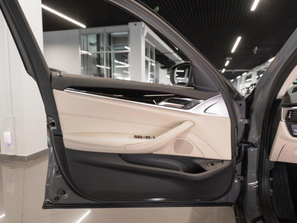 BMW 5 серии VII (G30/G31/G38) Рестайлинг с пробегом 2021 года, цена 3 870 000 рублей, 81028 км, седан, Автокод Объявления