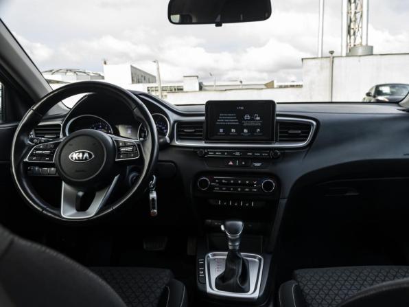 Kia Ceed III с пробегом 2019 года, цена 1 930 500 рублей, 46268 км, универсал, Автокод Объявления