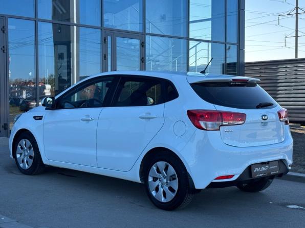 Kia Rio III Рестайлинг с пробегом 2016 года, цена 1 250 000 рублей, 40000 км, хэтчбек, Автокод Объявления