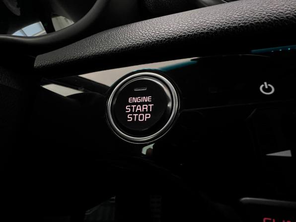 Kia Sportage IV с пробегом 2018 года, цена 2 350 000 рублей, 102660 км, внедорожник, Автокод Объявления