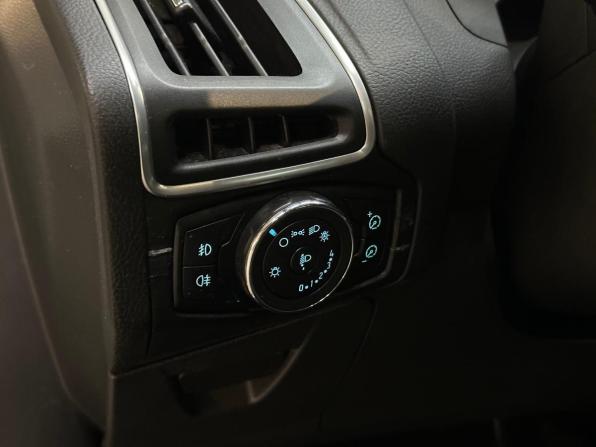 Ford Focus III с пробегом 2011 года, цена 700 000 рублей, 183200 км, хэтчбек, Автокод Объявления