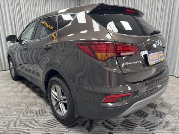 Hyundai Santa Fe III Рестайлинг с пробегом 2017 года, цена 2 390 000 рублей, 109449 км, внедорожник, Автокод Объявления