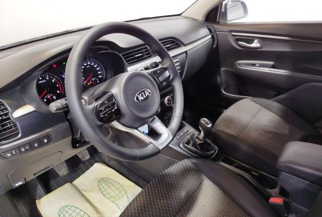 Kia Rio IV с пробегом 2017 года, цена 1 315 000 рублей, 135675 км, седан, Автокод Объявления