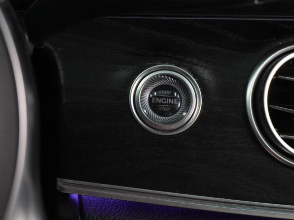 Mercedes-Benz E-Класс V (W213 S213 C238) с пробегом 2019 года, цена 3 470 000 рублей, 75022 км, седан, Автокод Объявления