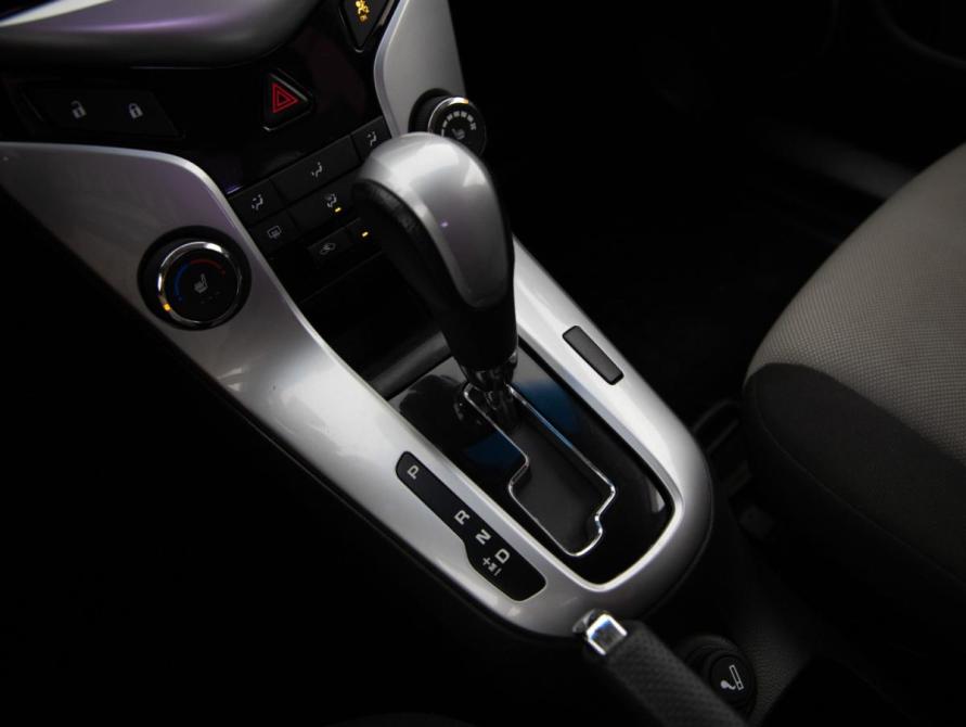 Chevrolet Cruze I Рестайлинг Санкт-Петербург  - изображение 15