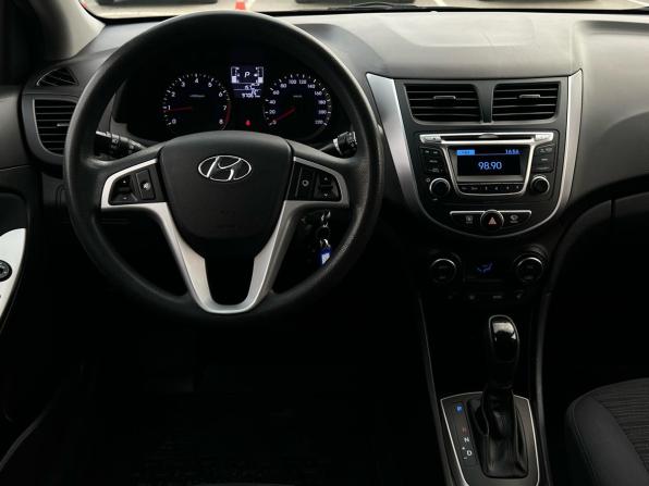Hyundai Solaris I Рестайлинг с пробегом 2015 года, цена 1 245 000 рублей, 97067 км, седан, Автокод Объявления