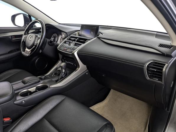 Lexus NX I с пробегом 2016 года, цена 2 515 000 рублей, 177339 км, внедорожник, Автокод Объявления