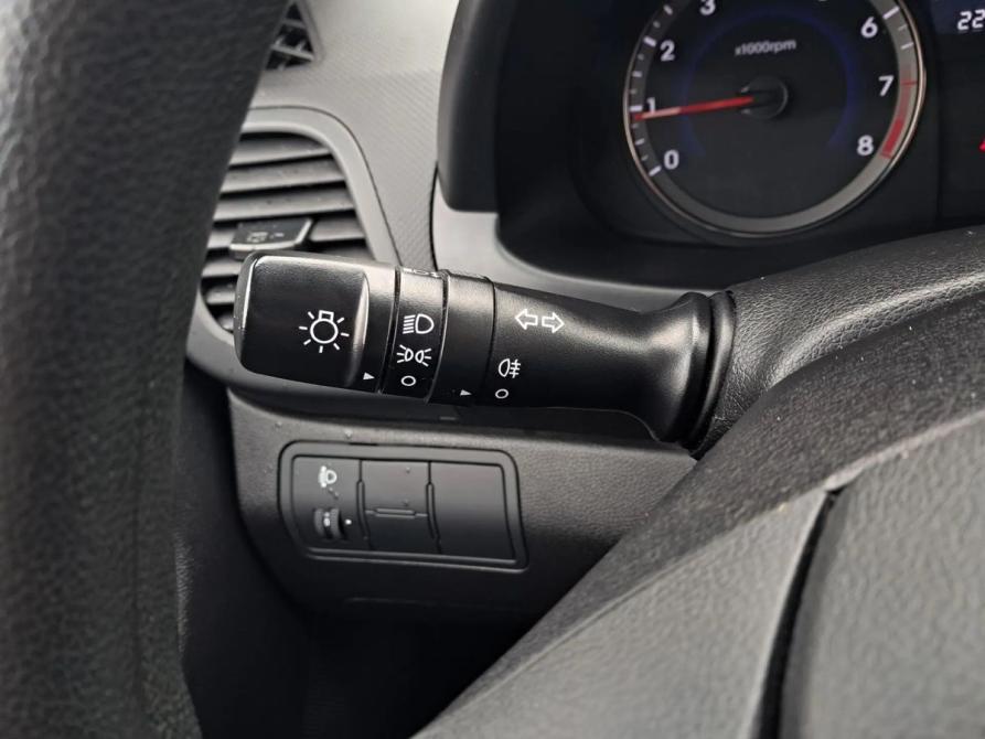 Hyundai Solaris I Рестайлинг Санкт-Петербург  - изображение 11