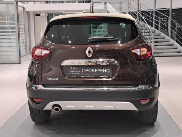 Renault Kaptur I с пробегом 2018 года, цена 1 663 000 рублей, 42010 км, внедорожник, Автокод Объявления