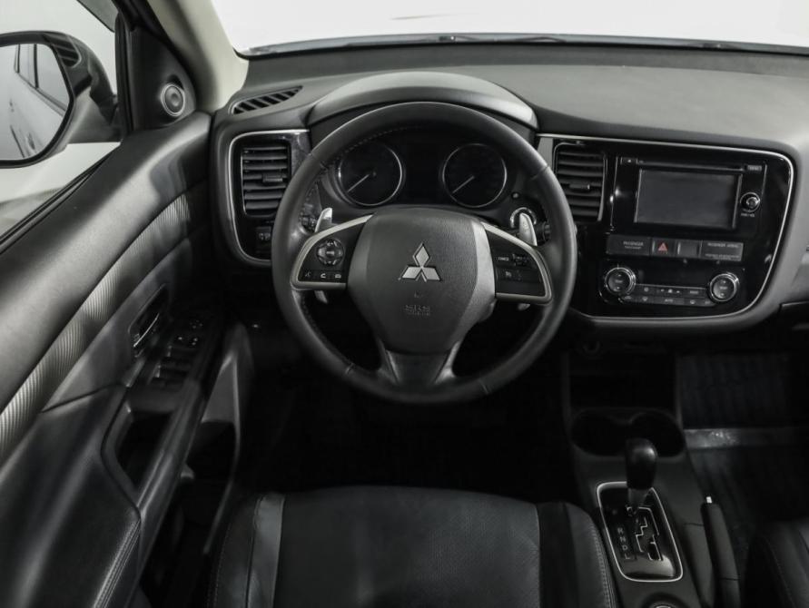 Mitsubishi Outlander III Санкт-Петербург  - изображение 11