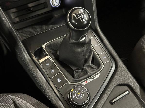 Volkswagen Tiguan II с пробегом 2017 года, цена 2 097 000 рублей, 132521 км, внедорожник, Автокод Объявления