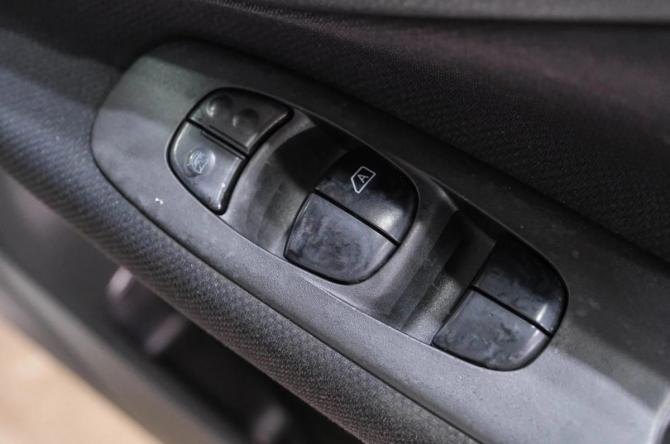 Nissan Serena IV (C26) с пробегом 2015 года, цена 1 399 000 рублей, 231000 км, минивэн, Автокод Объявления