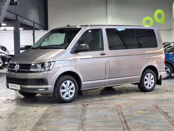 Volkswagen Multivan T6 с пробегом 2018 года, цена 3 130 000 рублей, 209548 км, минивэн, Автокод Объявления