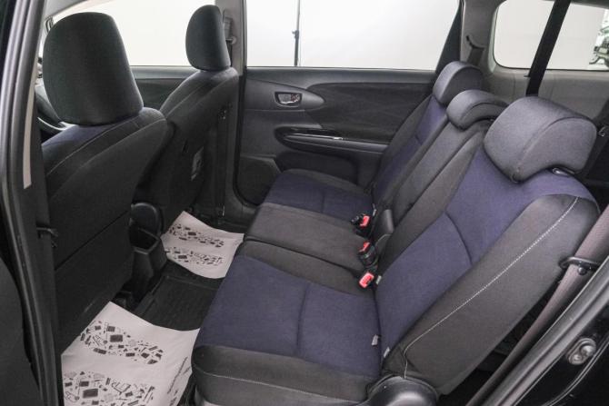 Toyota Wish II Рестайлинг с пробегом 2012 года, цена 1 259 000 рублей, 156000 км, минивэн, Автокод Объявления
