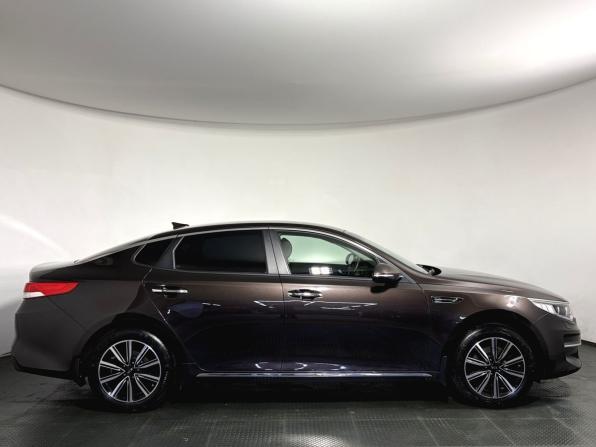 Kia Optima IV с пробегом 2018 года, цена 2 000 000 рублей, 98389 км, седан, Автокод Объявления