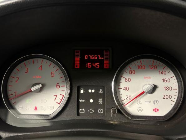 Renault Logan I Рестайлинг с пробегом 2014 года, цена 765 000 рублей, 87402 км, седан, Автокод Объявления