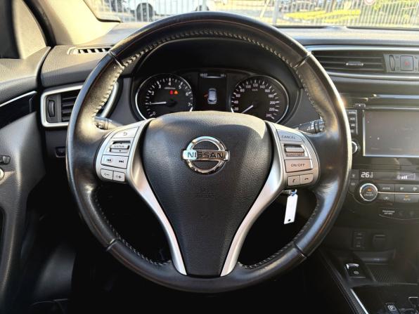 Nissan Qashqai II с пробегом 2017 года, цена 1 790 000 рублей, 131351 км, внедорожник, Автокод Объявления