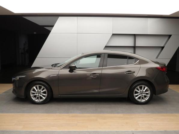 Mazda 3 III (BM) Рестайлинг с пробегом 2018 года, цена 1 695 000 рублей, 81924 км, седан, Автокод Объявления