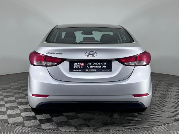 Hyundai Elantra V (MD) Рестайлинг с пробегом 2015 года, цена 1 180 000 рублей, 176000 км, седан, Автокод Объявления