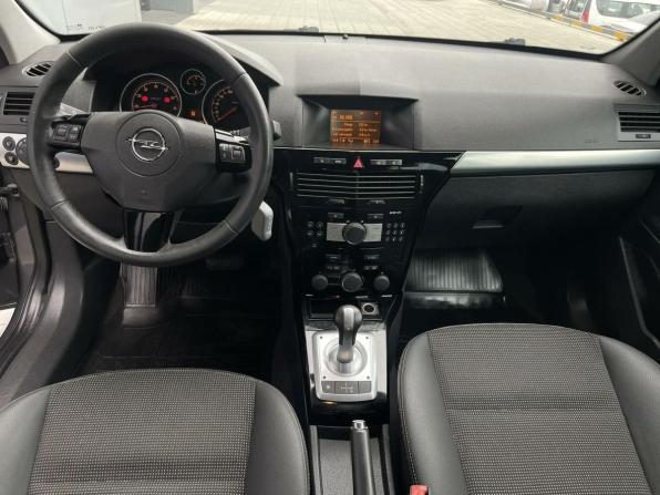 Opel Astra H Рестайлинг с пробегом 2011 года, цена 540 000 рублей, 179000 км, универсал, Автокод Объявления