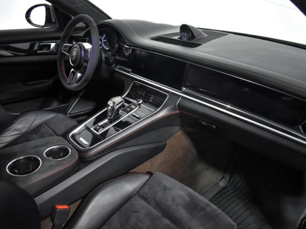 Porsche Panamera II с пробегом 2017 года, цена 4 900 000 рублей, 124898 км, лифтбек, Автокод Объявления