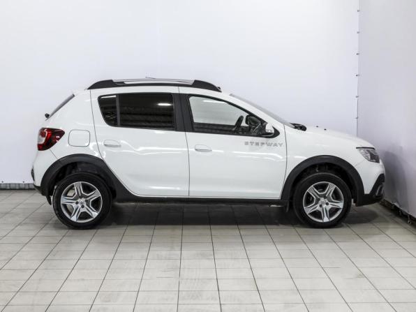 Renault Sandero II Рестайлинг с пробегом 2020 года, цена 1 139 000 рублей, 97425 км, хэтчбек, Автокод Объявления