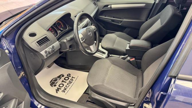 Opel Astra H Рестайлинг с пробегом 2013 года, цена 699 000 рублей, 172520 км, универсал, Автокод Объявления