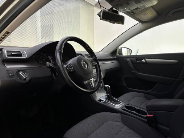 Volkswagen Passat B7 с пробегом 2012 года, цена 740 000 рублей, 236360 км, седан, Автокод Объявления