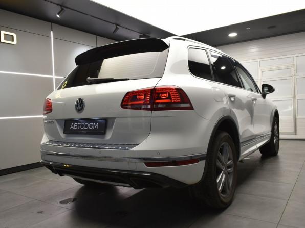 Volkswagen Touareg II Рестайлинг с пробегом 2017 года, цена 3 329 000 рублей, 130000 км, внедорожник, Автокод Объявления