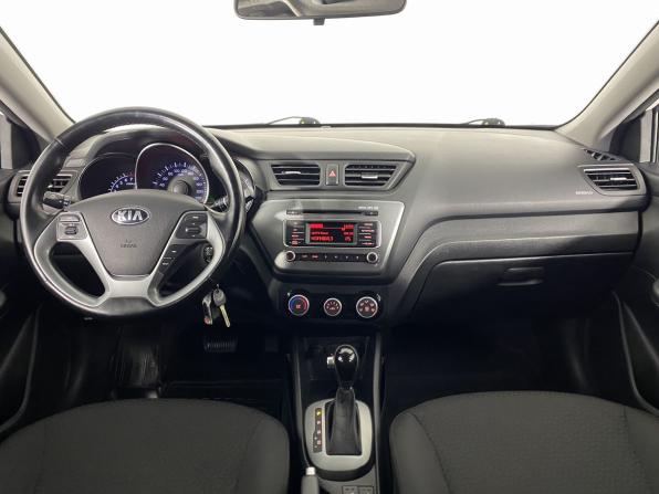 Kia Rio III Рестайлинг с пробегом 2016 года, цена 1 150 000 рублей, 130903 км, хэтчбек, Автокод Объявления