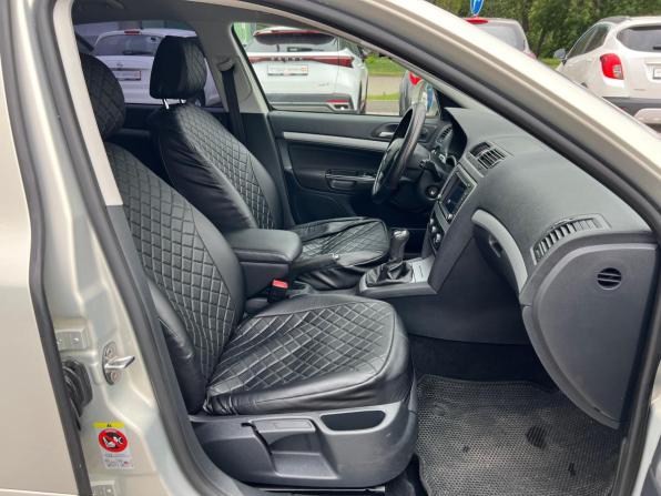 Skoda Octavia II (A5) Рестайлинг с пробегом 2012 года, цена 1 078 000 рублей, 122310 км, лифтбек, Автокод Объявления