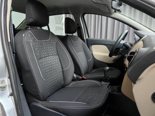 Renault Logan II с пробегом 2016 года, цена 999 000 рублей, 19190 км, седан, Автокод Объявления