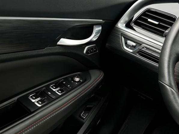 Geely Tugella I Рестайлинг с пробегом 2024 года, цена 2 849 300 рублей, 66956 км, внедорожник, Автокод Объявления
