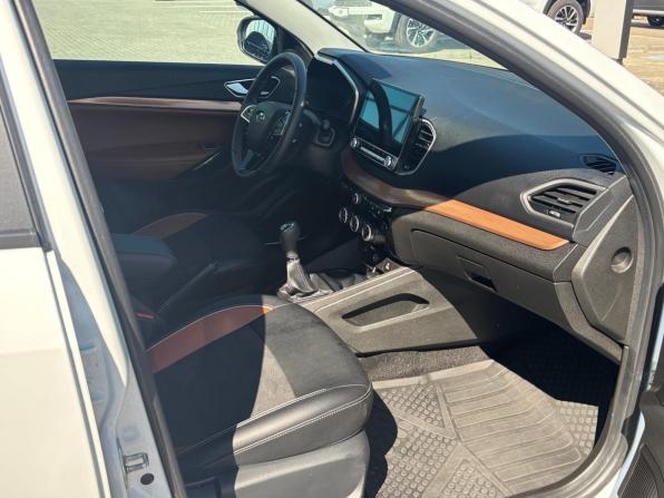 Lada (ВАЗ) Vesta I Рестайлинг (NG) с пробегом 2024 года, цена 1 350 000 рублей, 56738 км, универсал, Автокод Объявления