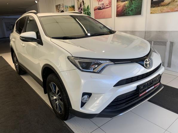 Toyota RAV4 IV (XA40) Рестайлинг с пробегом 2017 года, цена 2 790 000 рублей, 163123 км, внедорожник, Автокод Объявления
