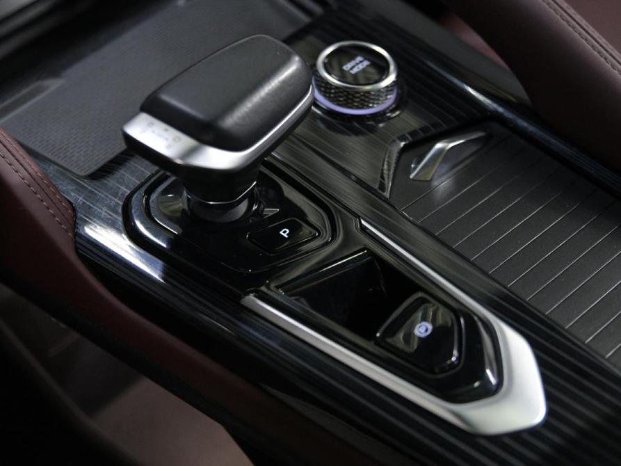 Geely Monjaro I Москва  - изображение 12