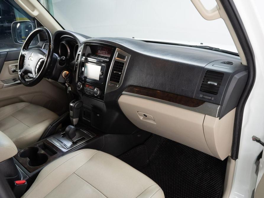 Mitsubishi Pajero IV Рестайлинг 2 Тюмень  - изображение 18