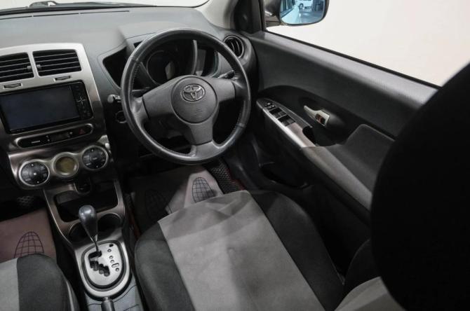 Toyota Ist II с пробегом 2010 года, цена 1 179 000 рублей, 80000 км, хэтчбек, Автокод Объявления