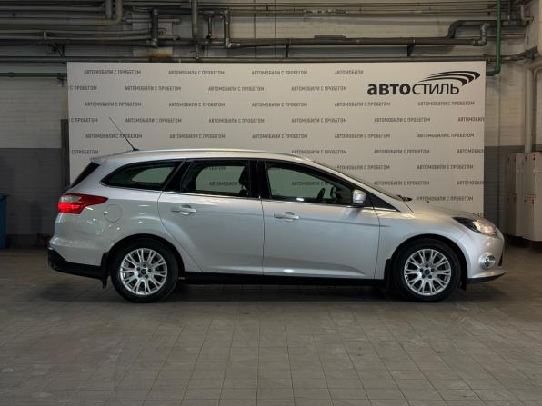 Ford Focus III с пробегом 2012 года, цена 609 000 рублей, 320000 км, универсал, Автокод Объявления