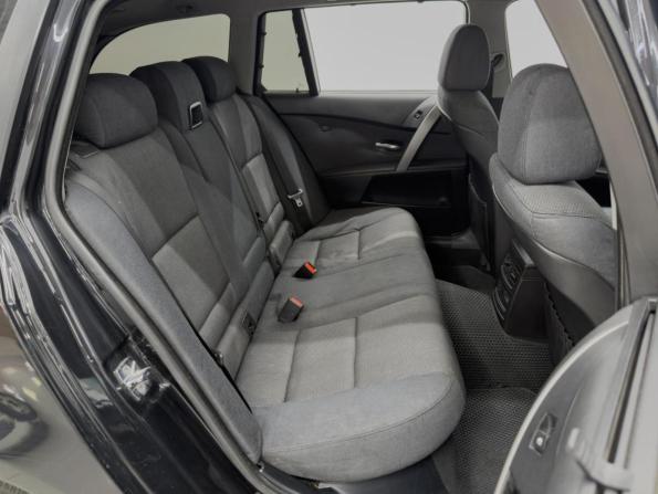BMW 5 серии V (E60/E61) с пробегом 2004 года, цена 999 000 рублей, 412755 км, универсал, Автокод Объявления