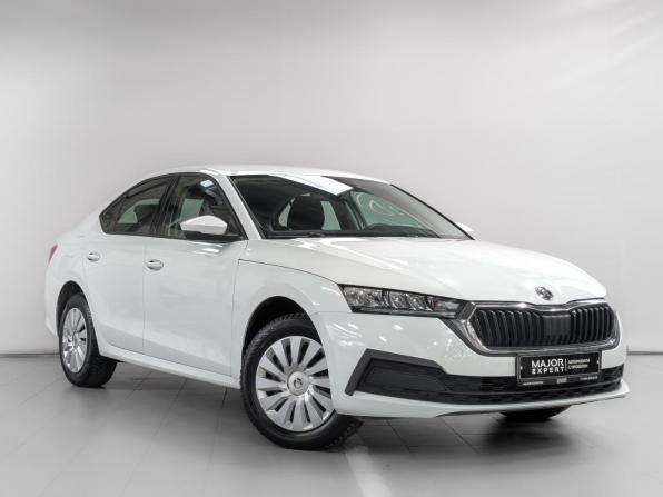 Skoda Octavia IV (A8) с пробегом 2021 года, цена 2 190 000 рублей, 65726 км, лифтбек, Автокод Объявления