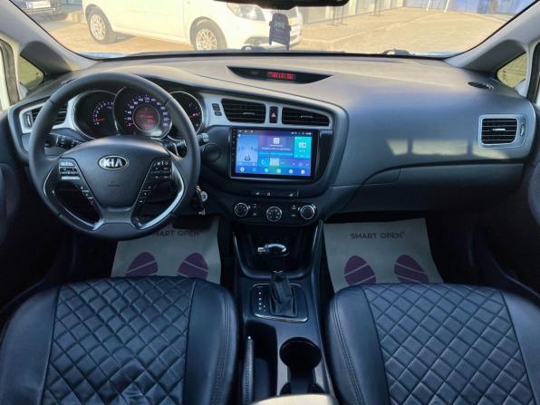 Kia Ceed II с пробегом 2012 года, цена 997 000 рублей, 179810 км, универсал, Автокод Объявления