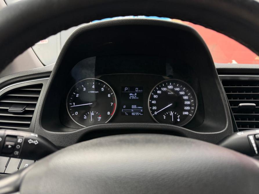 Hyundai Elantra VI (AD) Набережные Челны  - изображение 13