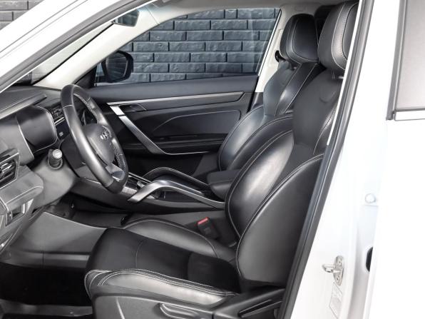 Geely Atlas Pro с пробегом 2024 года, цена 1 570 000 рублей, 115692 км, внедорожник, Автокод Объявления