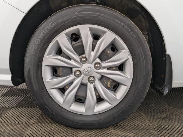 Hyundai Solaris II Рестайлинг с пробегом 2021 года, цена 1 470 000 рублей, 99035 км, седан, Автокод Объявления